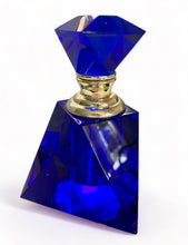 Load image into Gallery viewer, Crystal Perfume Bottles
