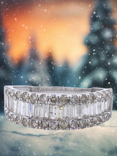 Load image into Gallery viewer, Exquisite Antique & Collectables - Jewellery - Ring - Diamond & White Gold